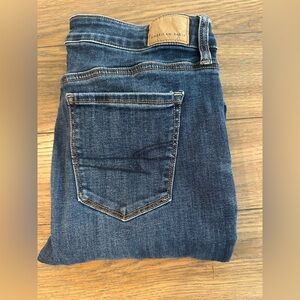 American Eagle Outfitters Hi Rise Bootcut Jeans Size 10 Short Gently Worn